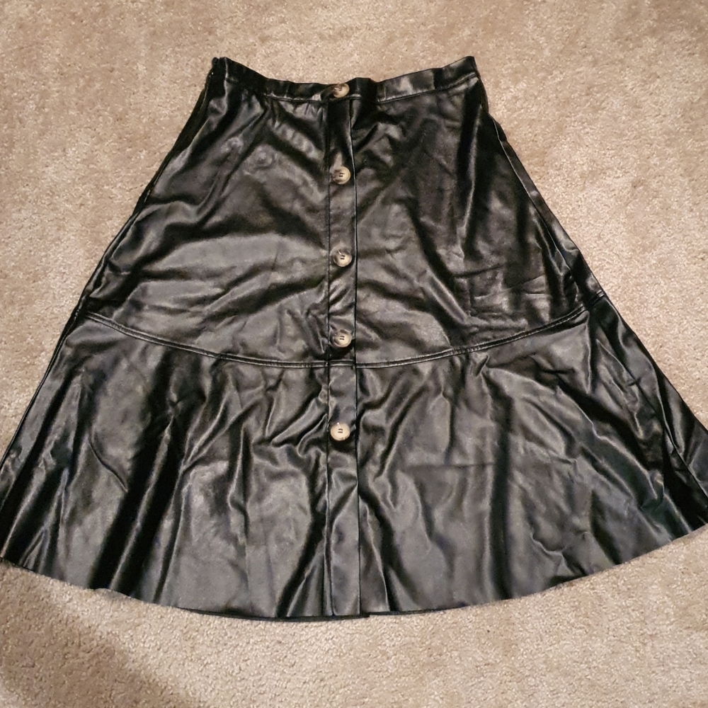 Shein Black Button Faux Leather Midi Skirt sz M
